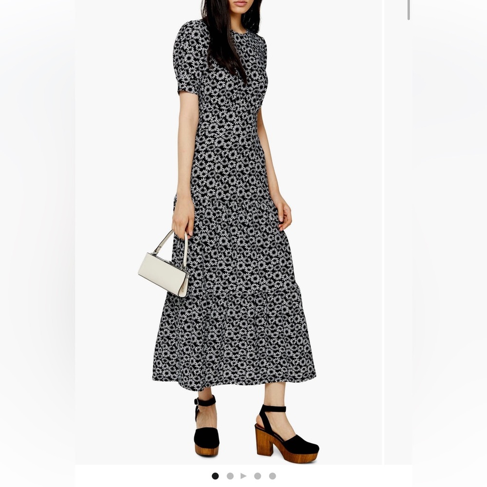 Brand new TopShop tiered midi dress Size 6